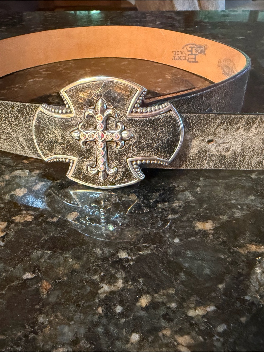 Justin Boots Distressed Brown Belt with Ornate Rhinestone Cross Buckle - Picture 5 of 5